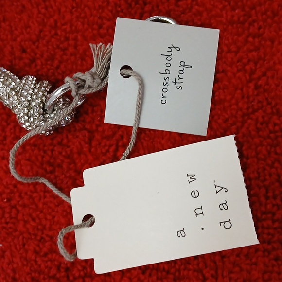 A New Day NWT Rhinestone Crossbody Strap - Picture 2 of 6